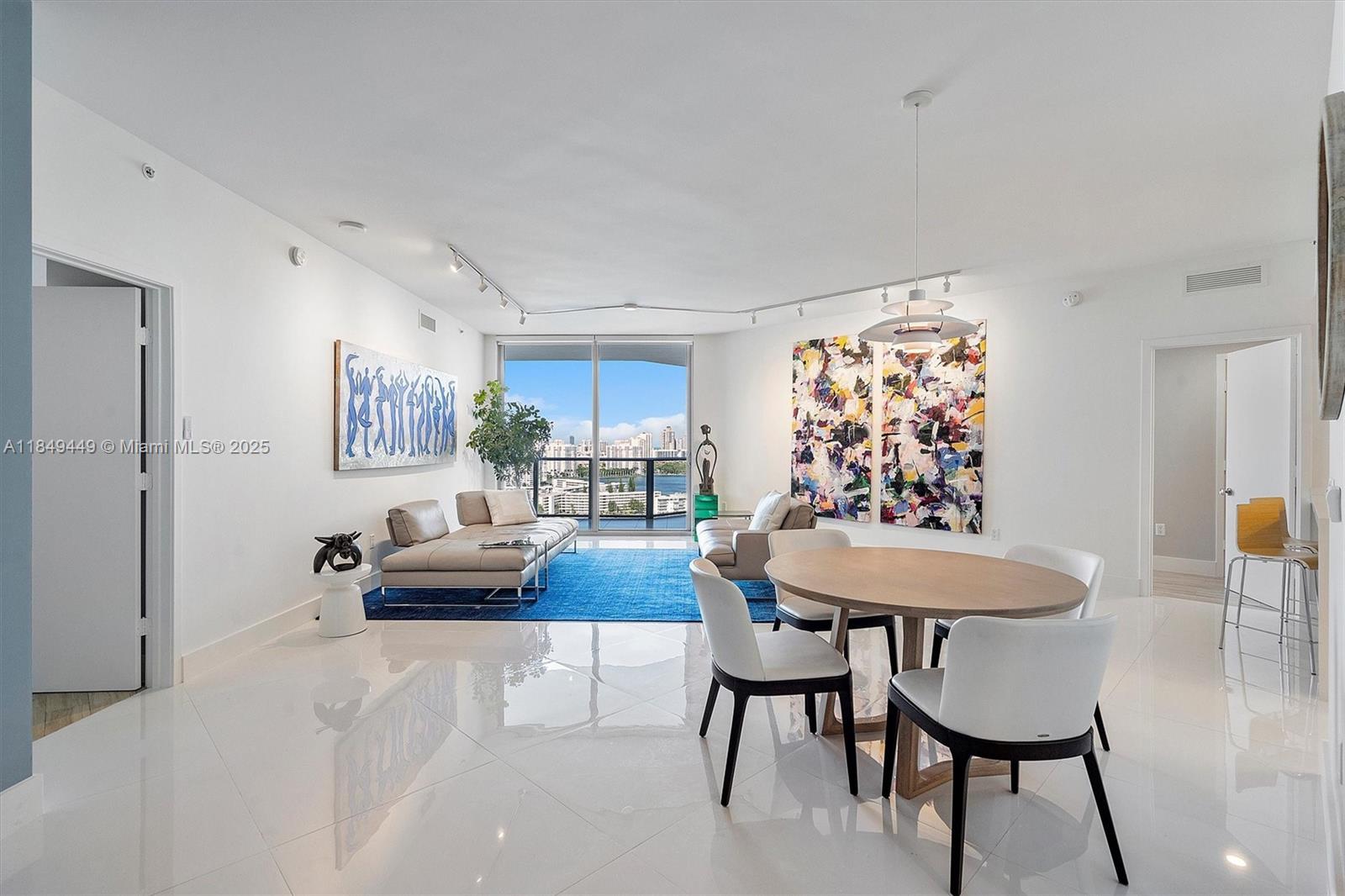17301 Biscayne Blvd # 2108