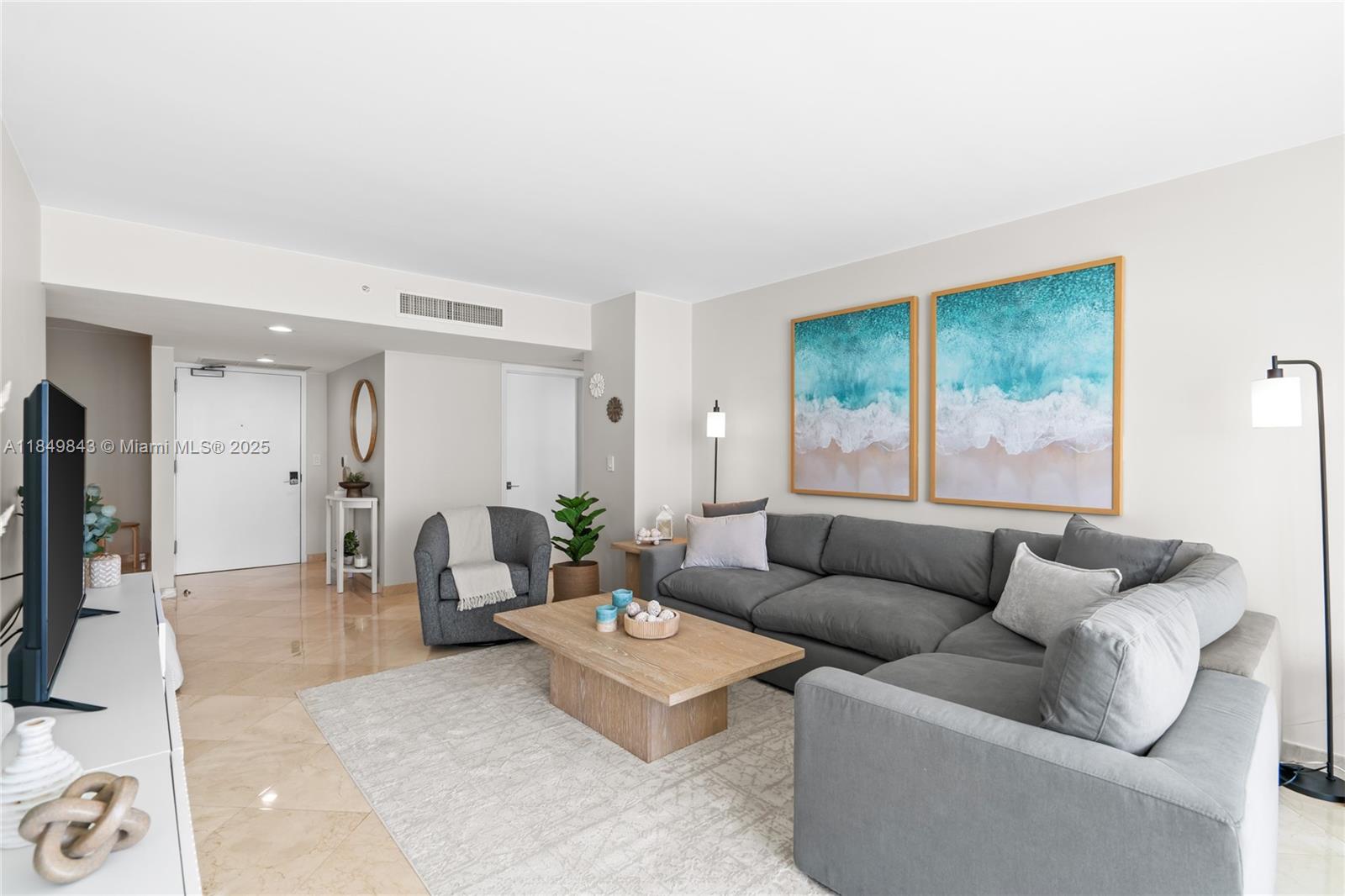 16500 Collins Ave # 1752