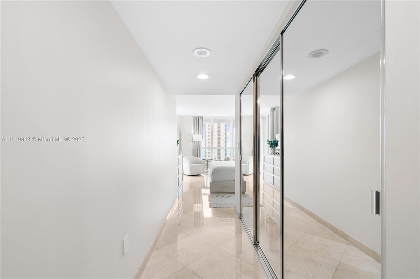 16500 Collins Ave # 1752