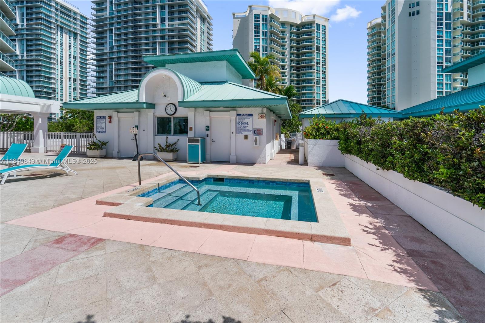 16500 Collins Ave # 1752