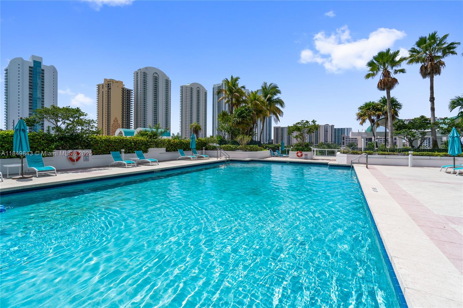 16500 Collins Ave # 1752