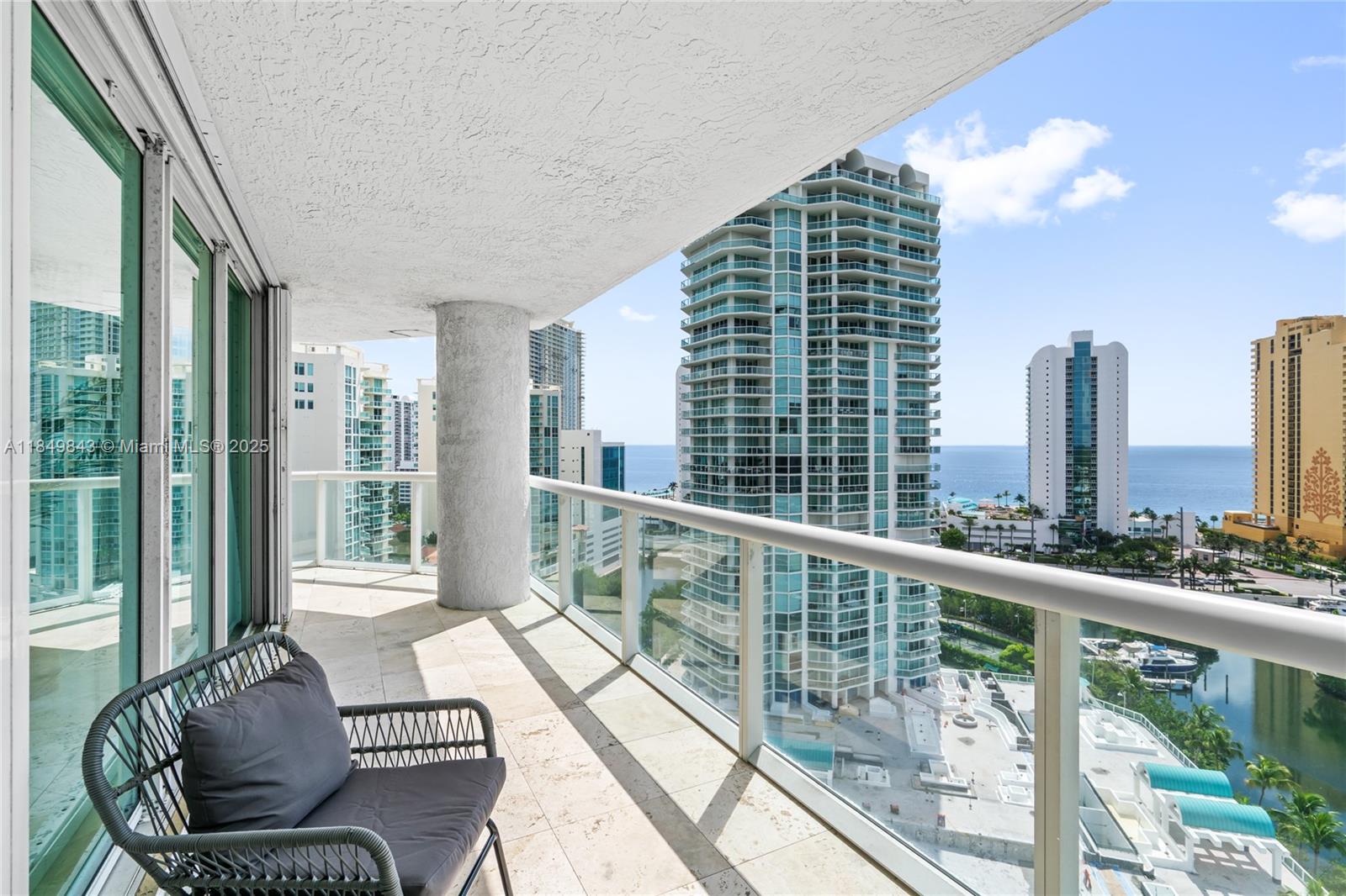 16500 Collins Ave # 1752