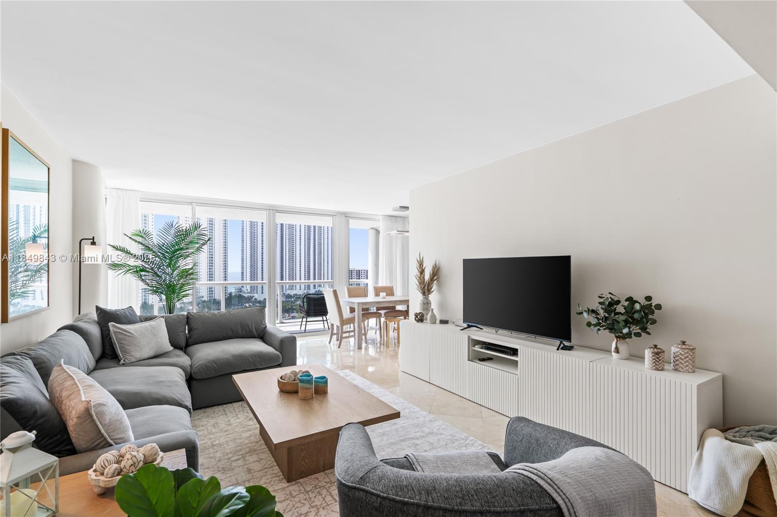 16500 Collins Ave # 1752