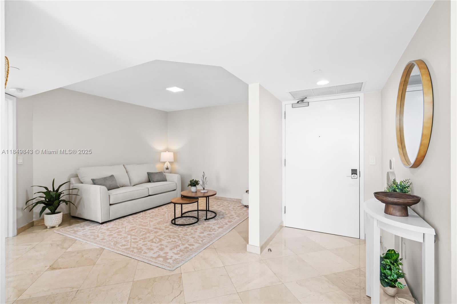 16500 Collins Ave # 1752