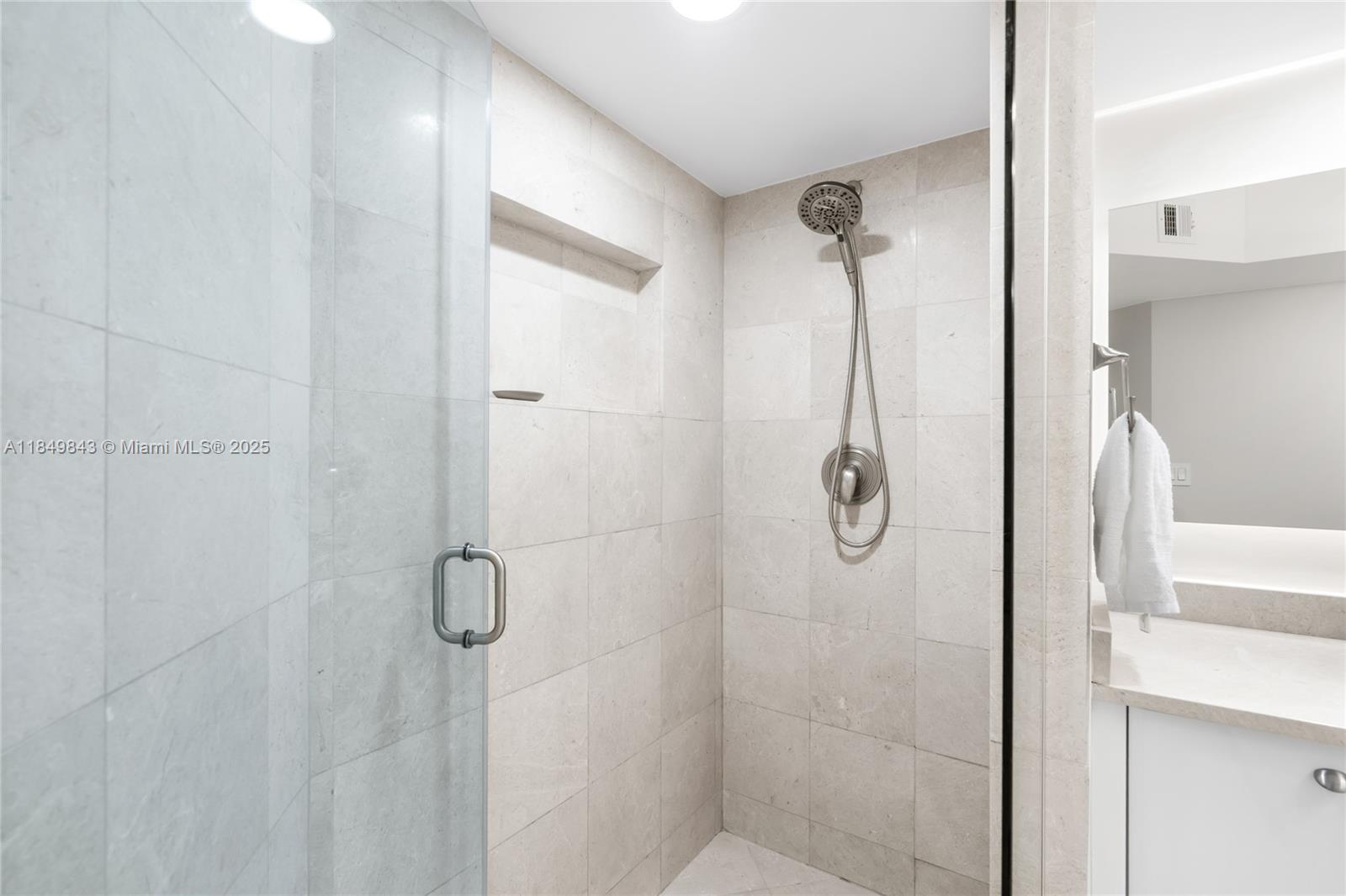16500 Collins Ave # 1752
