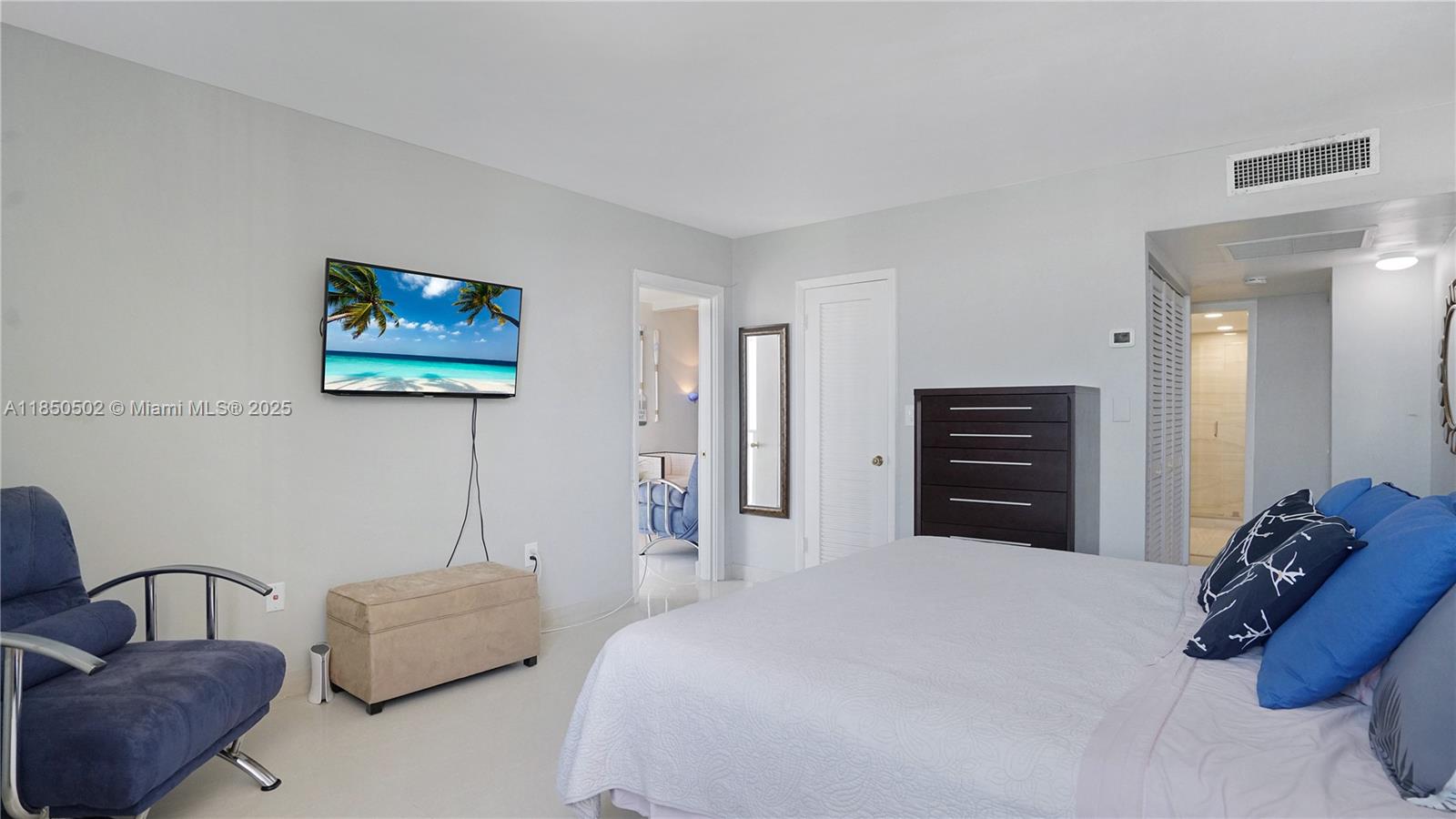 6450 Collins Ave # 1103