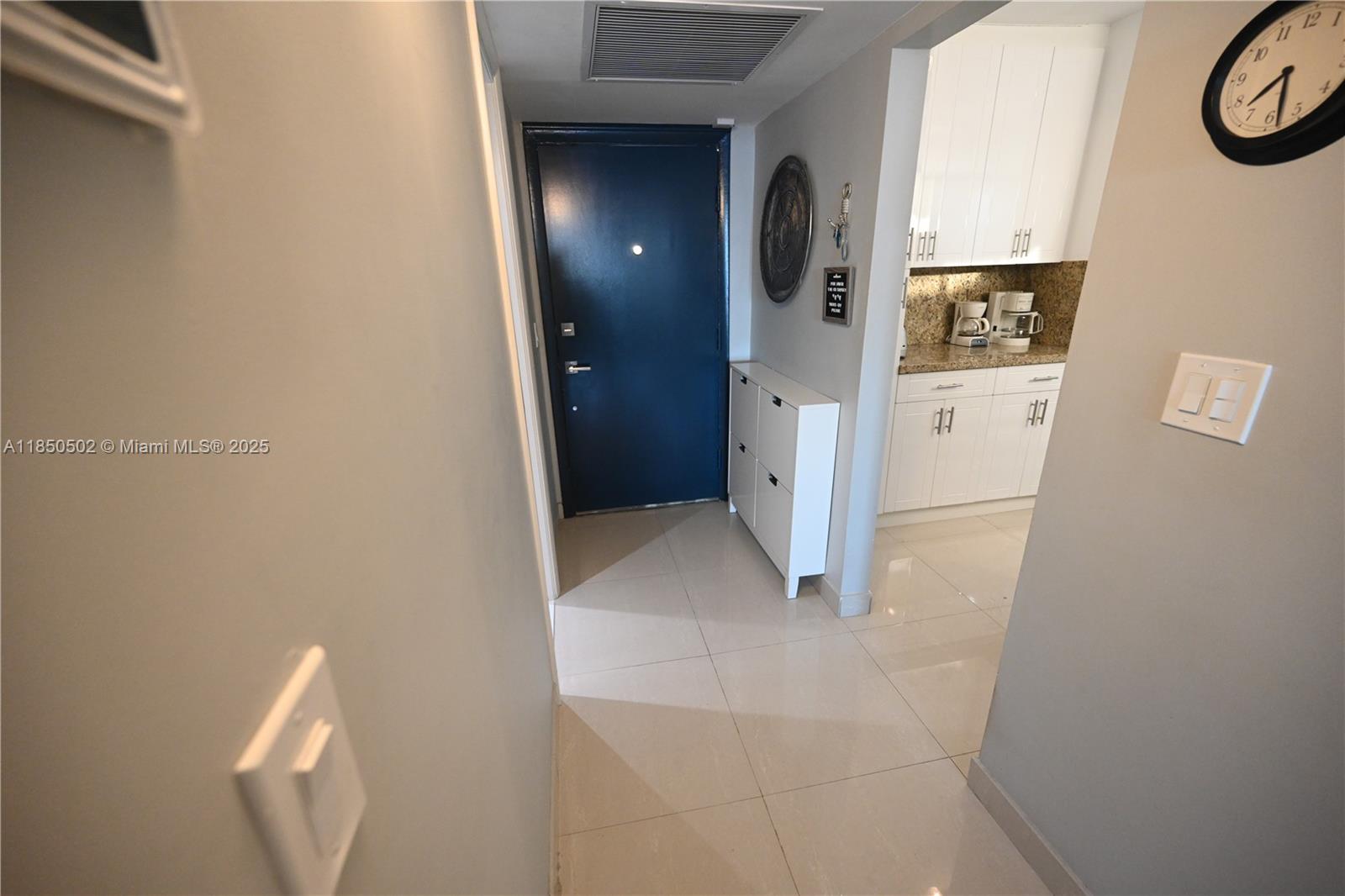 6450 Collins Ave # 1103