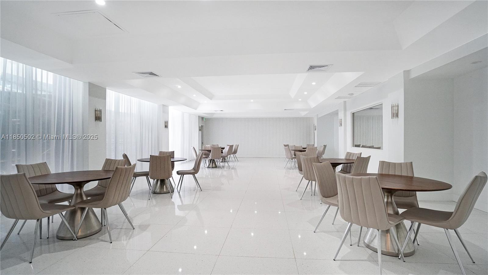 6450 Collins Ave # 1103