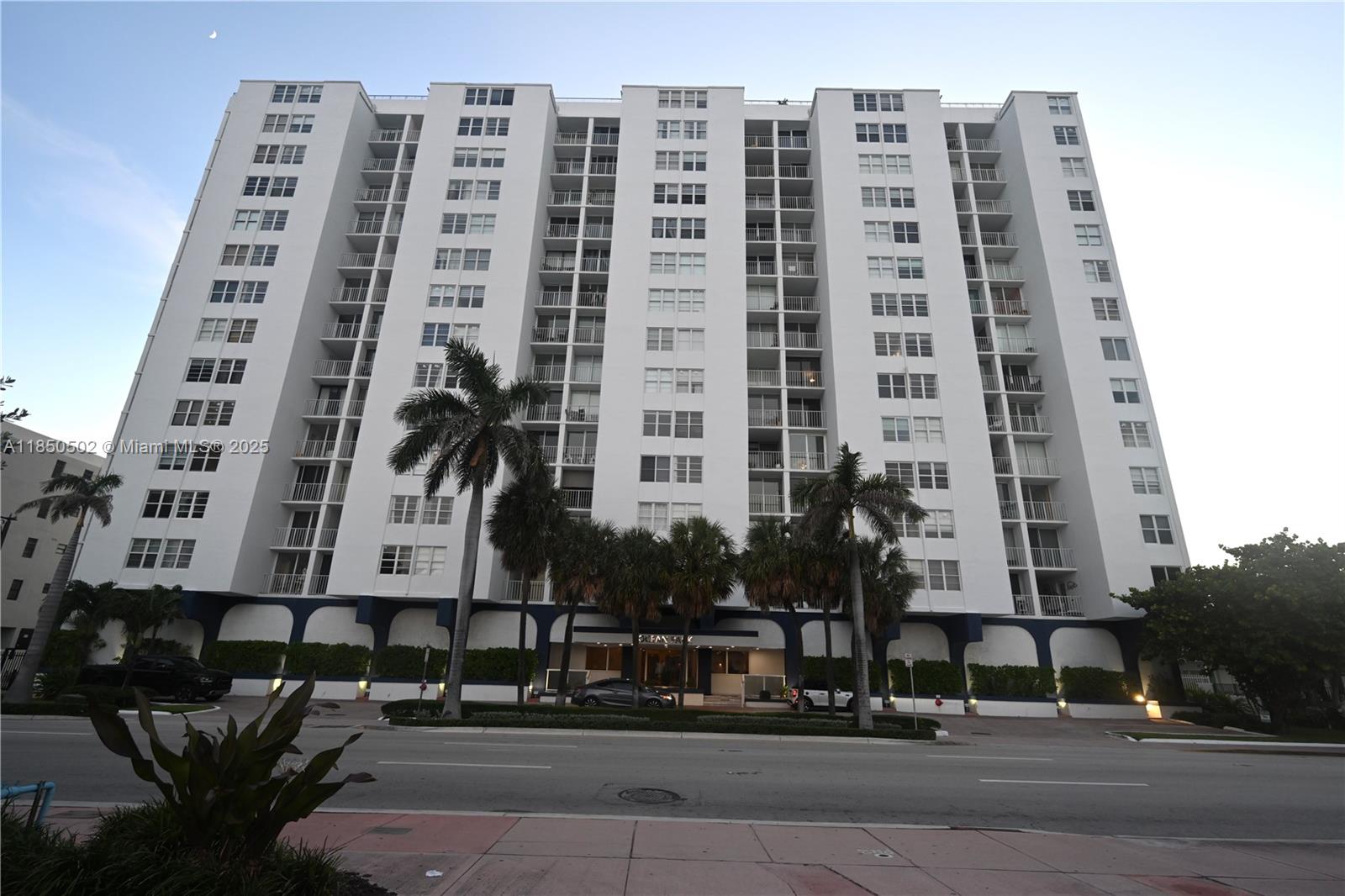 6450 Collins Ave # 1103