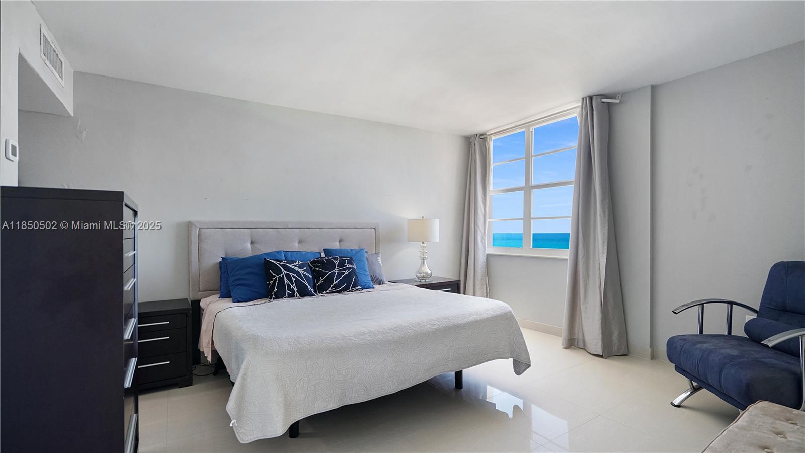 6450 Collins Ave # 1103