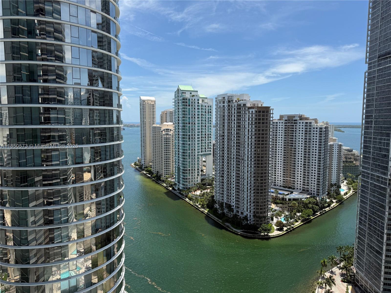 200 Biscayne Boulevard Way # 3303