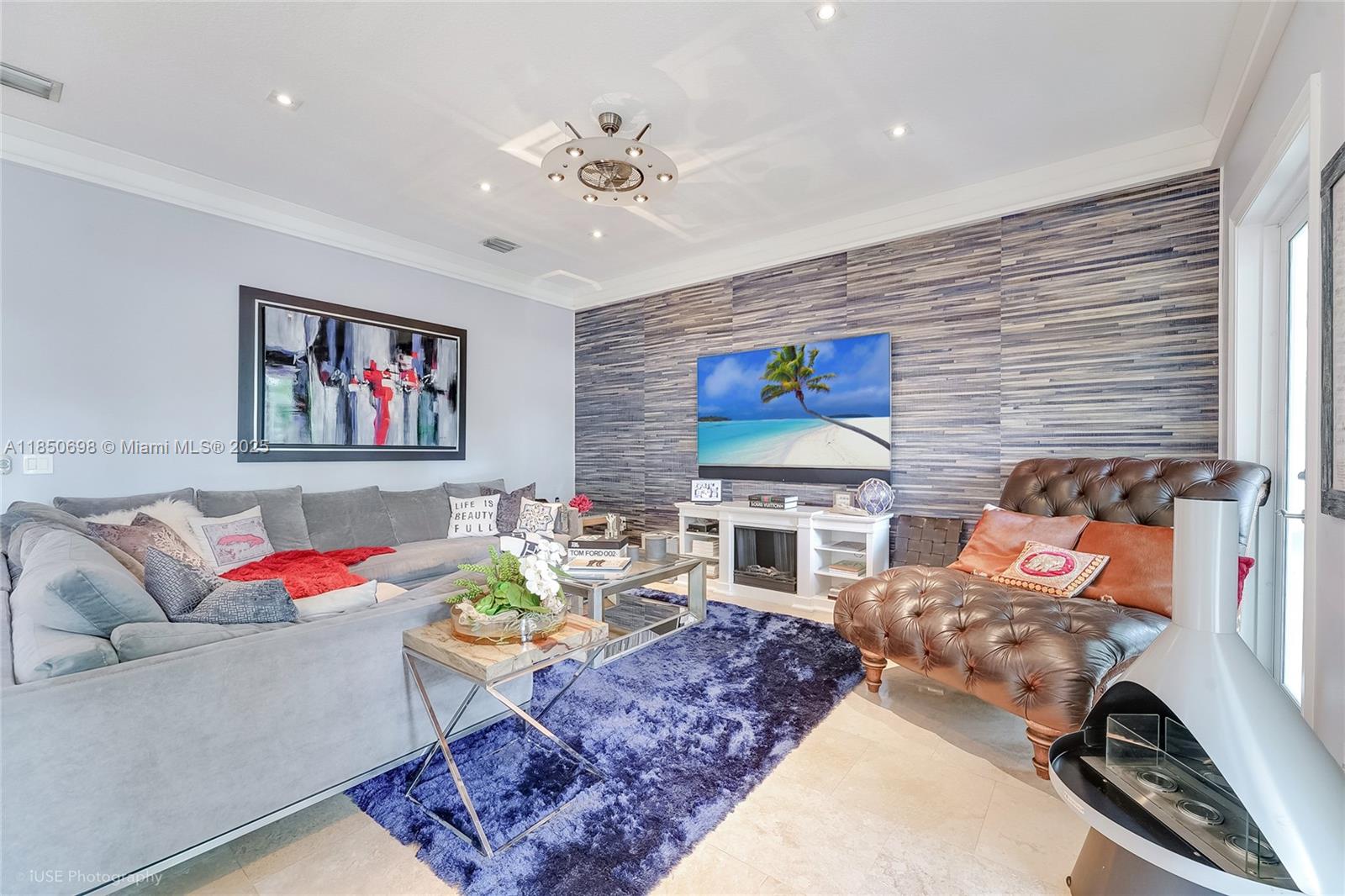 755 NE 77th Street