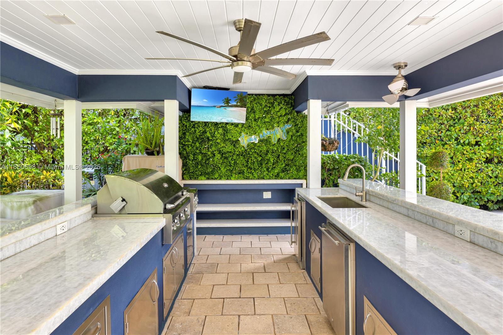 755 NE 77th Street