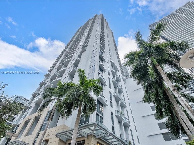 1050 Brickell Ave # 3110