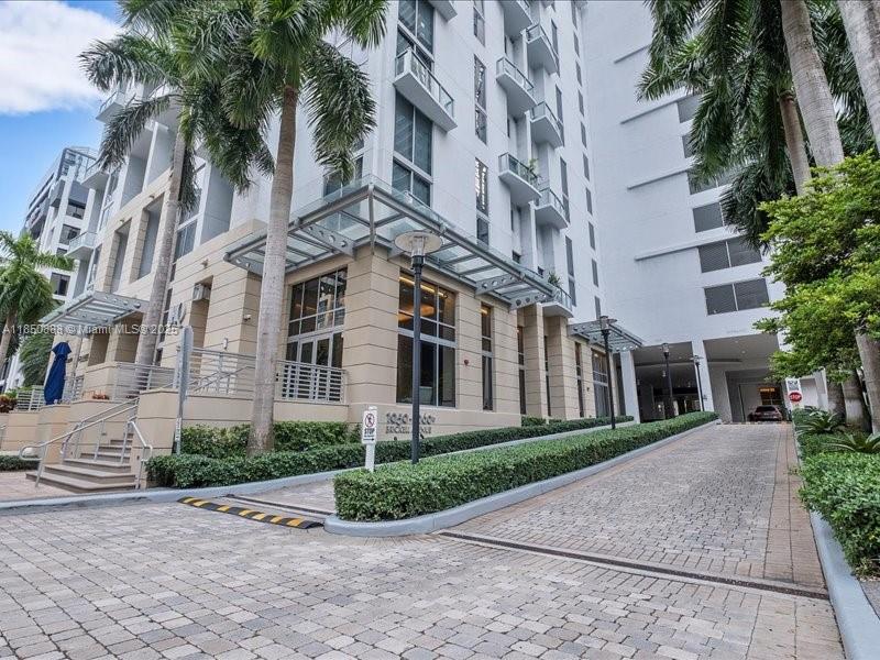 1050 Brickell Ave # 3110