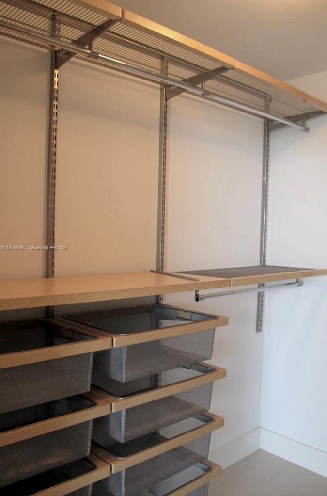 1050 Brickell Ave # 3110