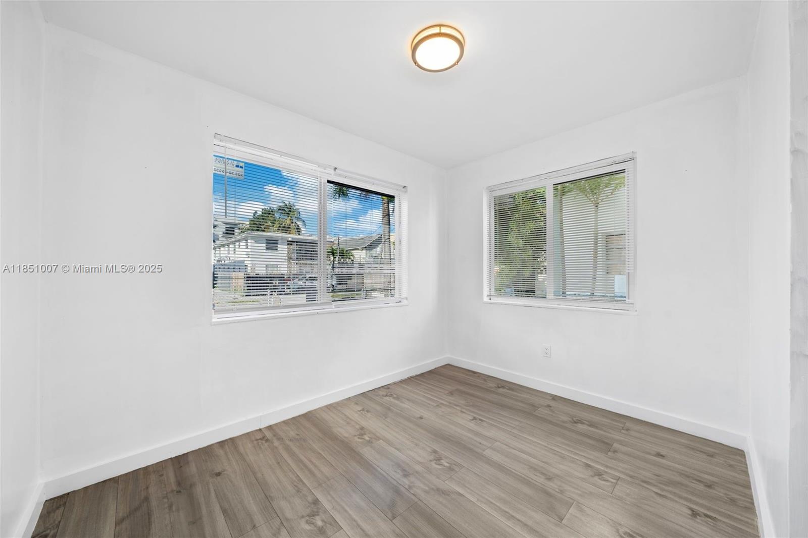 842 SW 3rd St # 842