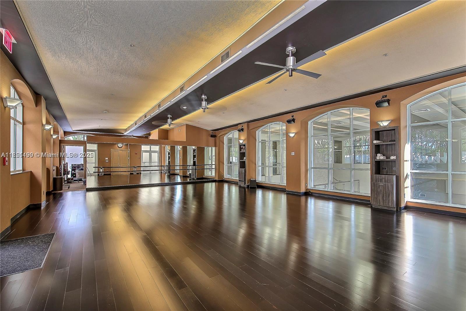 21205 NE 37th Ave # 2204