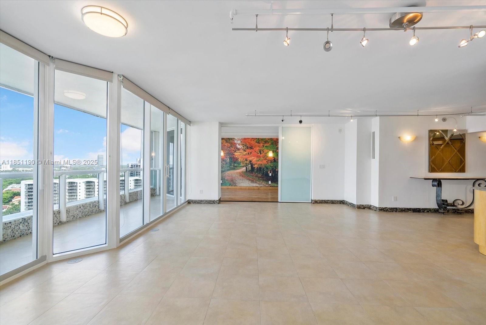 21205 NE 37th Ave # 2204