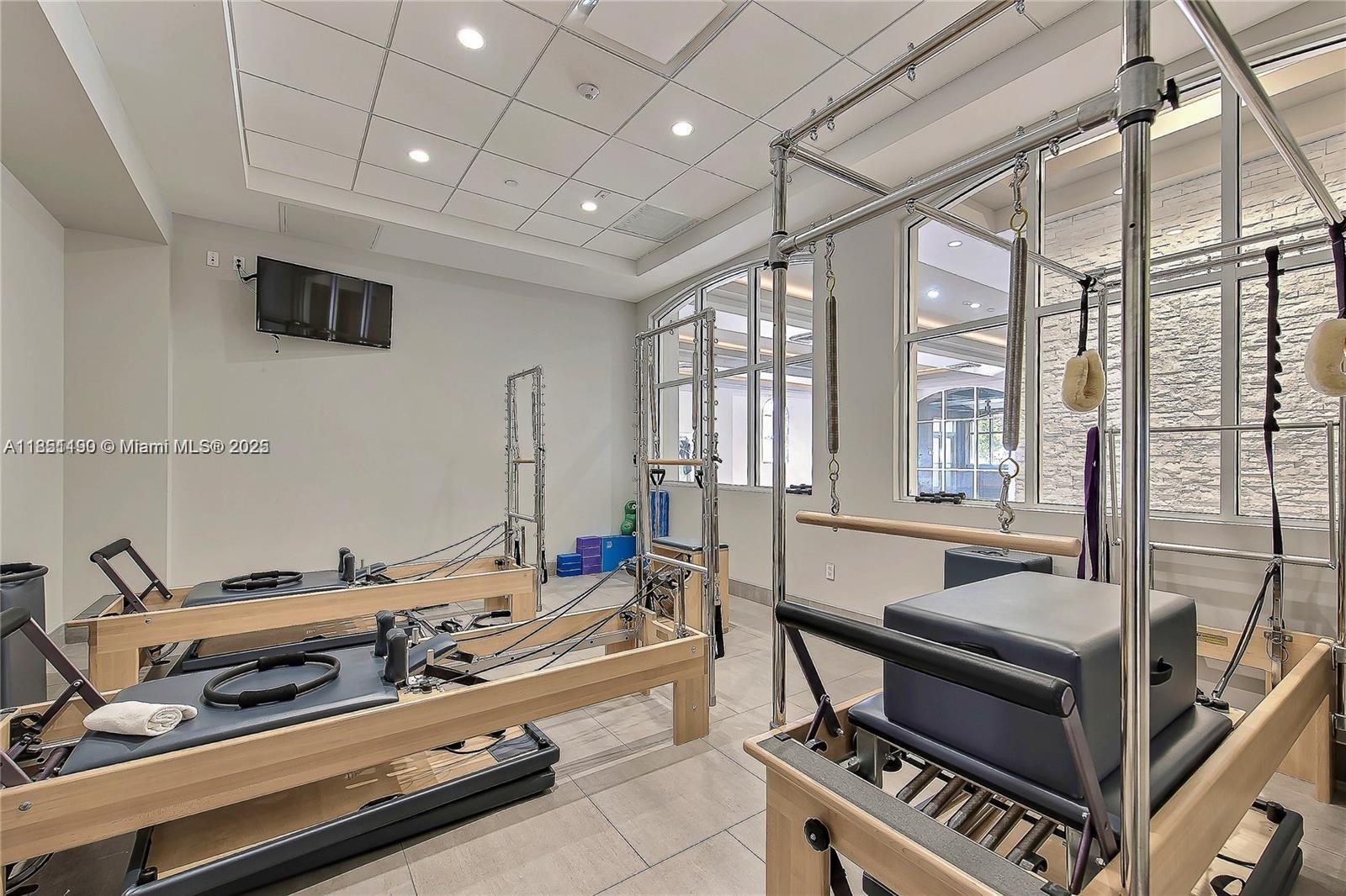 21205 NE 37th Ave # 2204