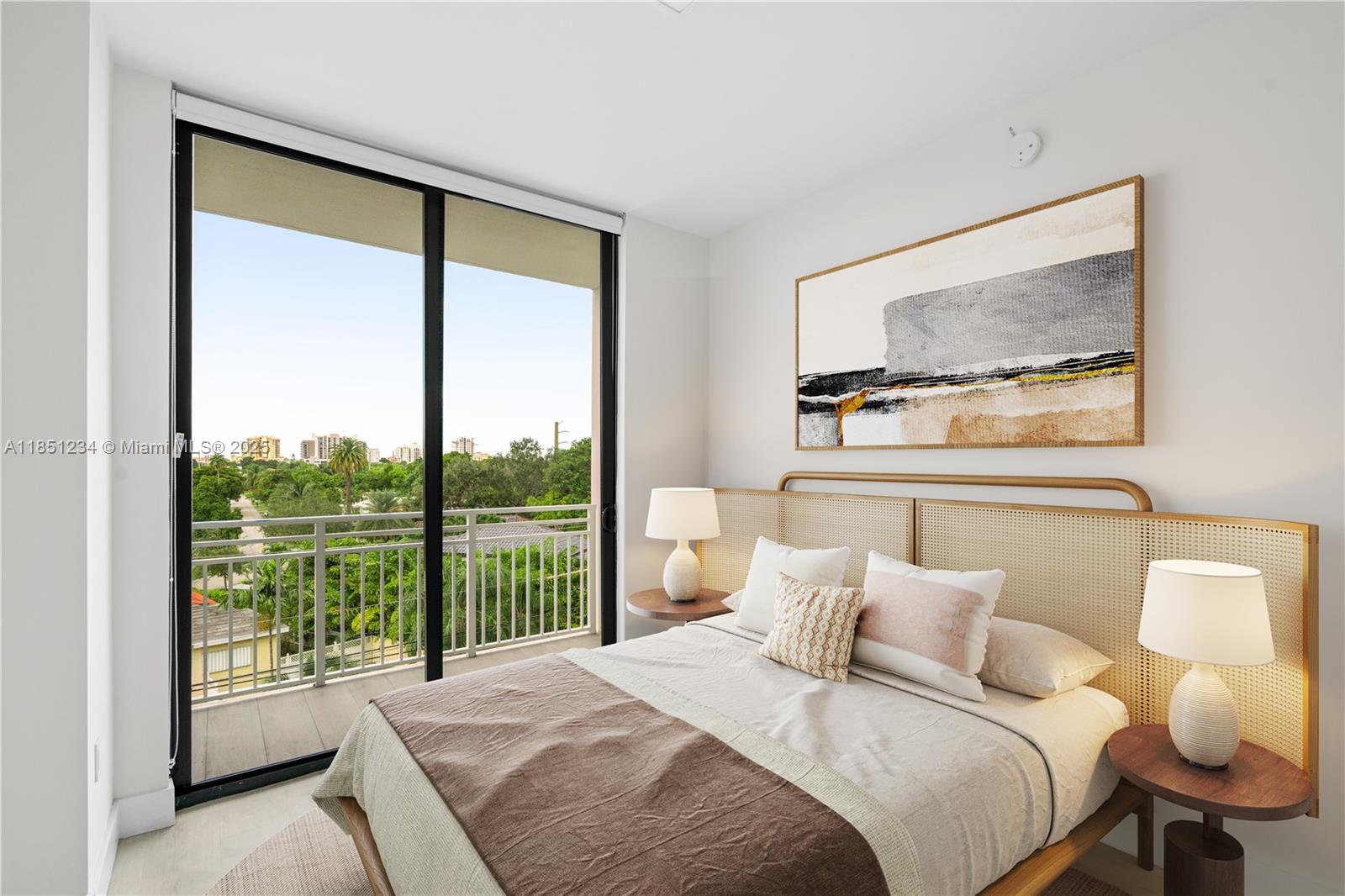 1601 SW 32 Avenue # 306