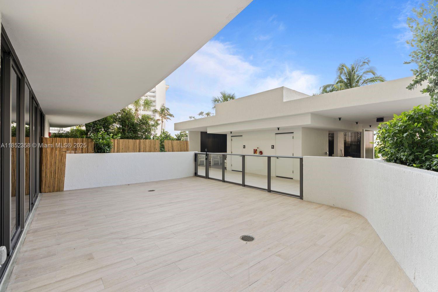 1116 N Ocean Blvd # 304