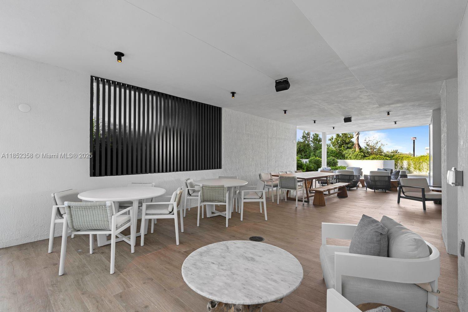 1116 N Ocean Blvd # 304