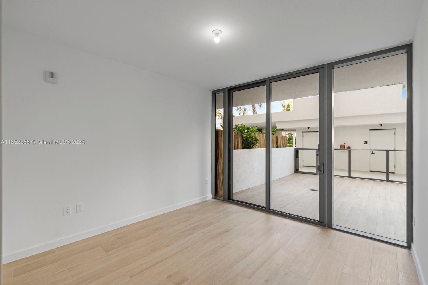 1116 N Ocean Blvd # 304