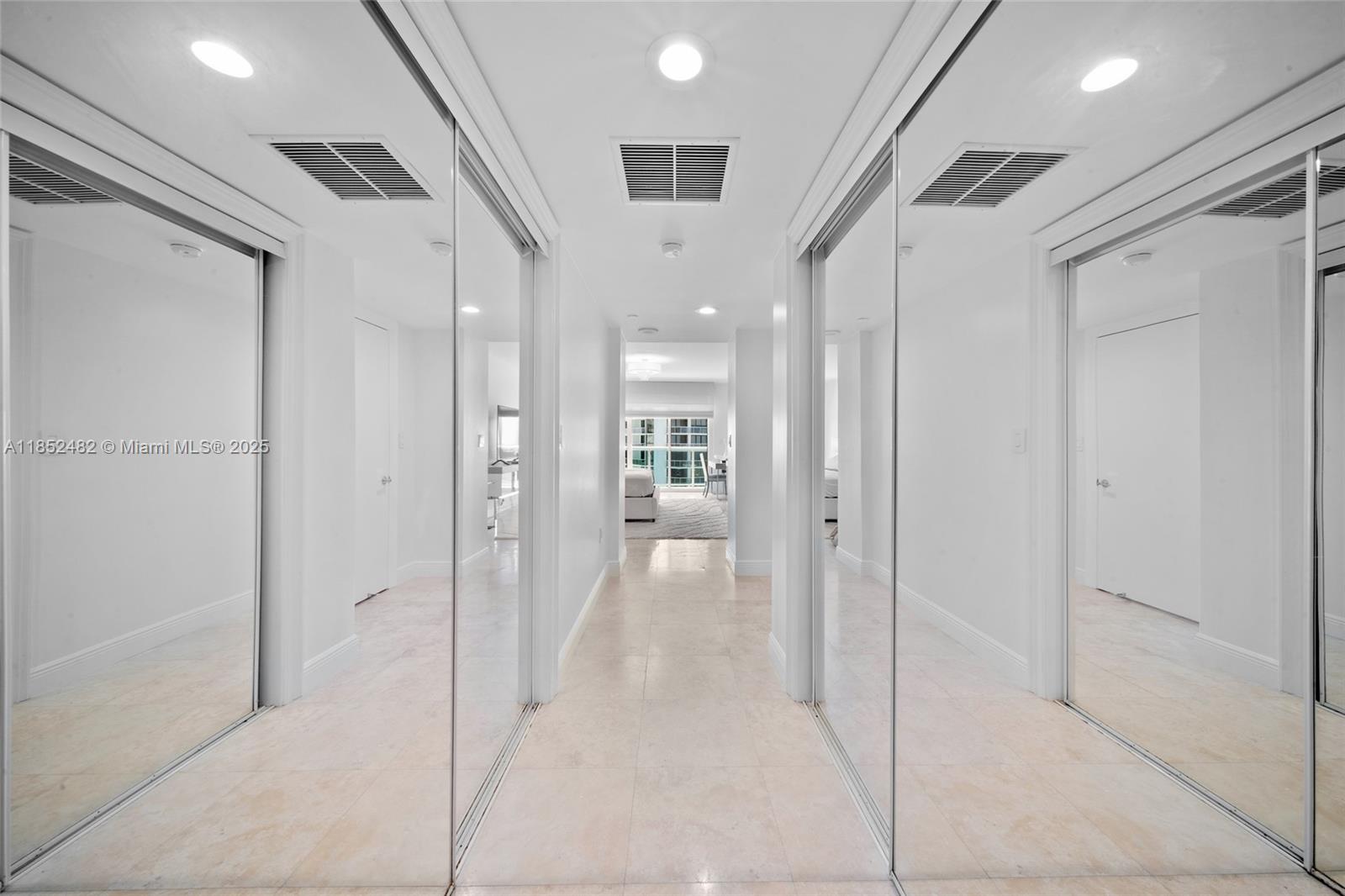 20201 E Country Club Dr # 1404