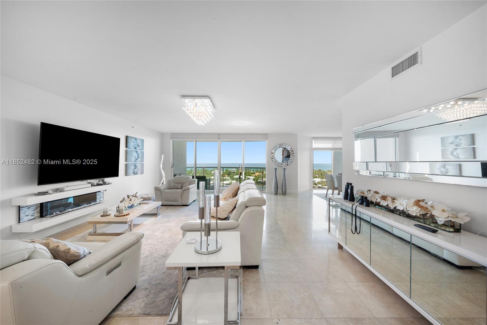 20201 E Country Club Dr # 1404