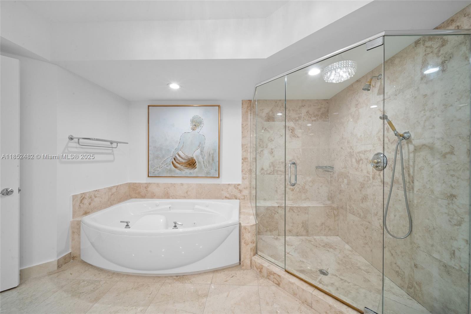 20201 E Country Club Dr # 1404