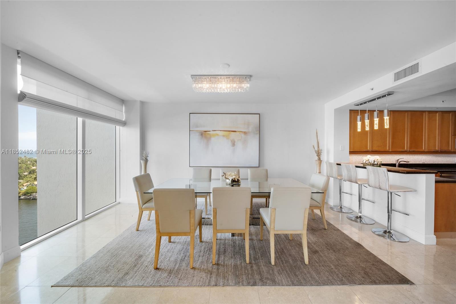 20201 E Country Club Dr # 1404