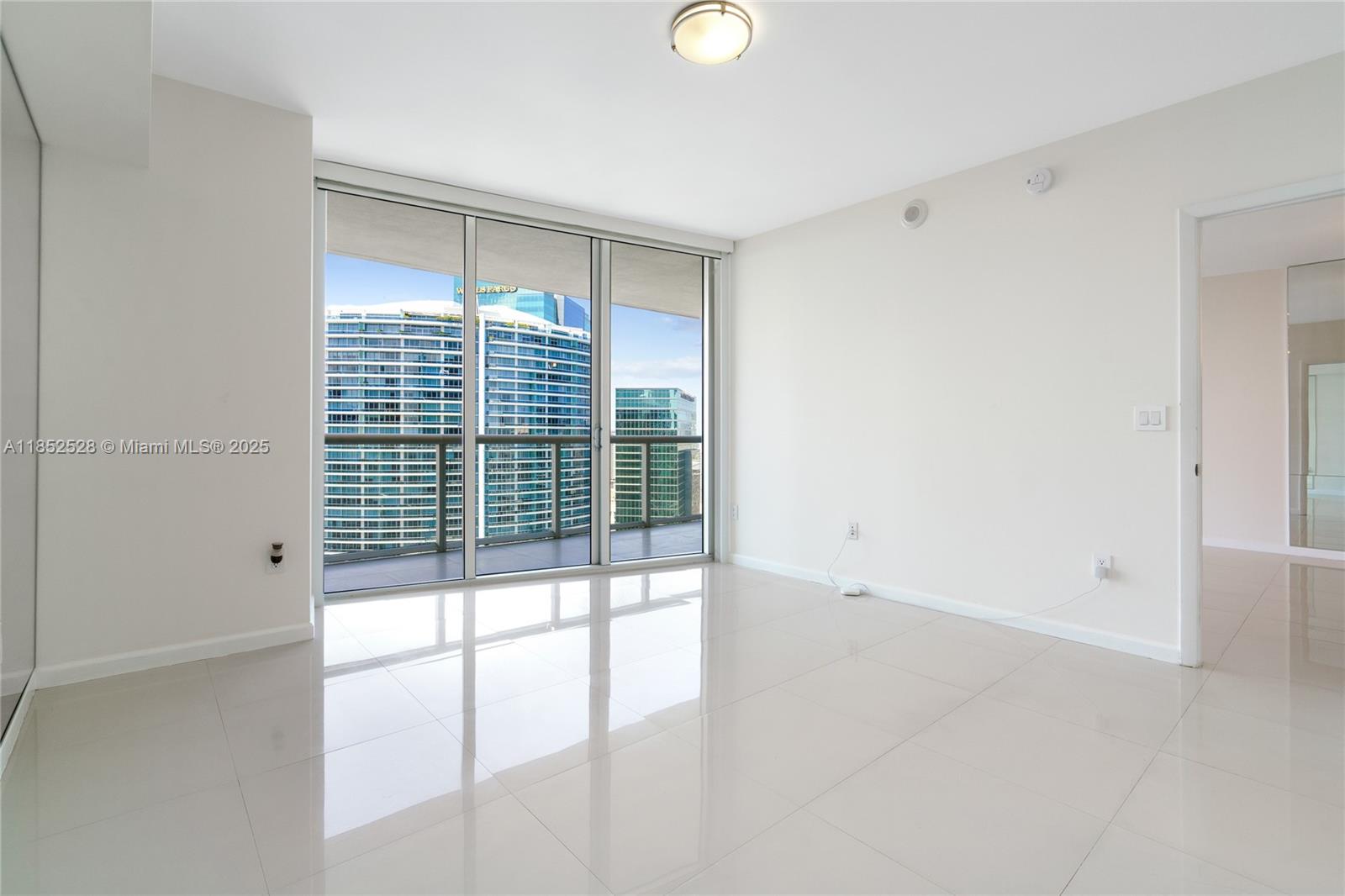 465 Brickell Ave # 3806