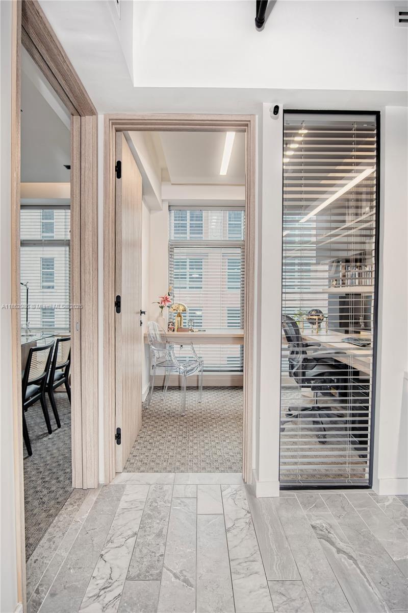 14 NE 1st Ave # 900C