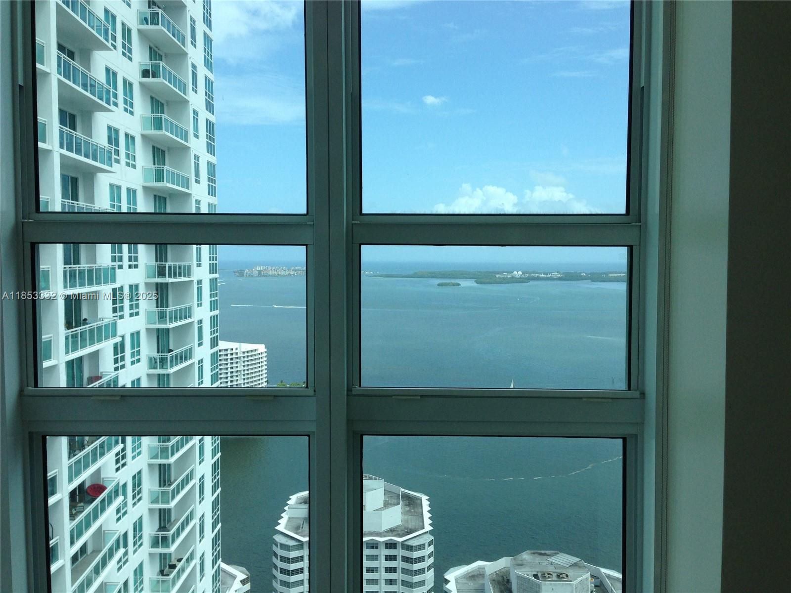 951 bRICKELL # 4000