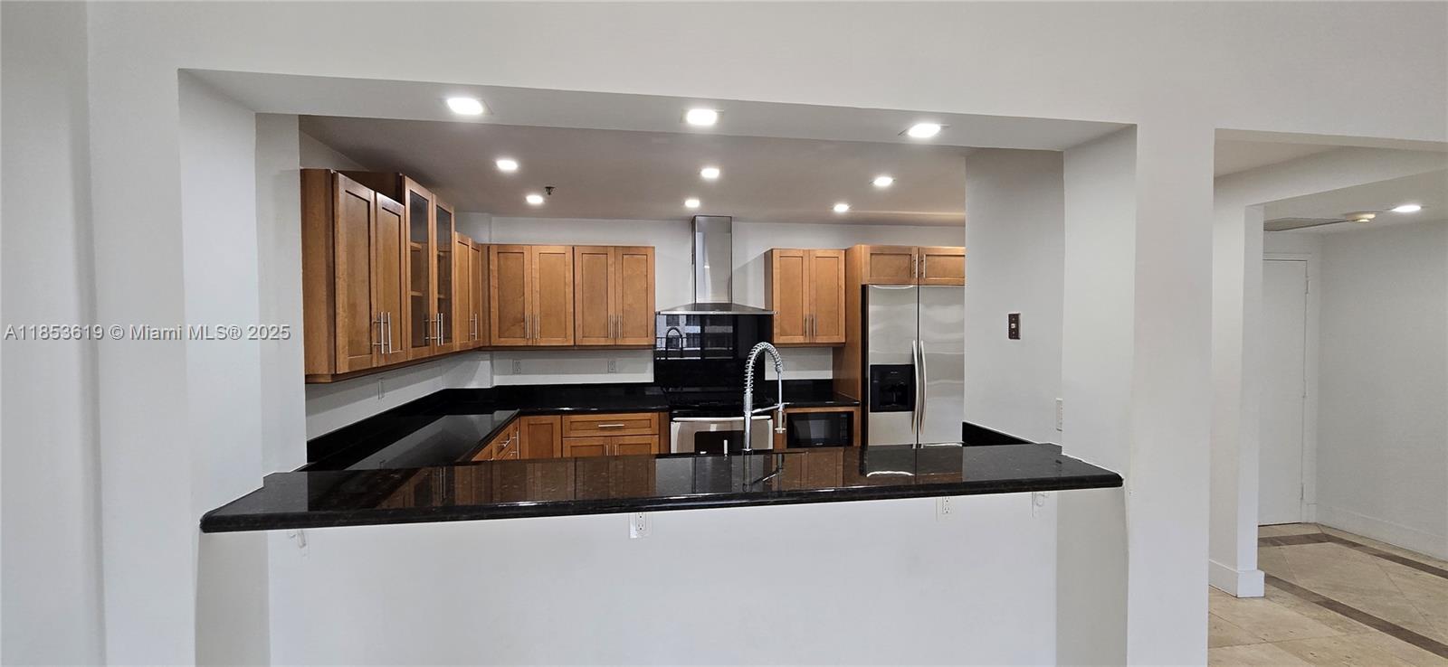 201 Crandon Blvd # 1030