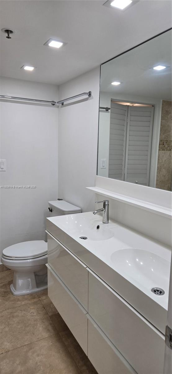 201 Crandon Blvd # 1030