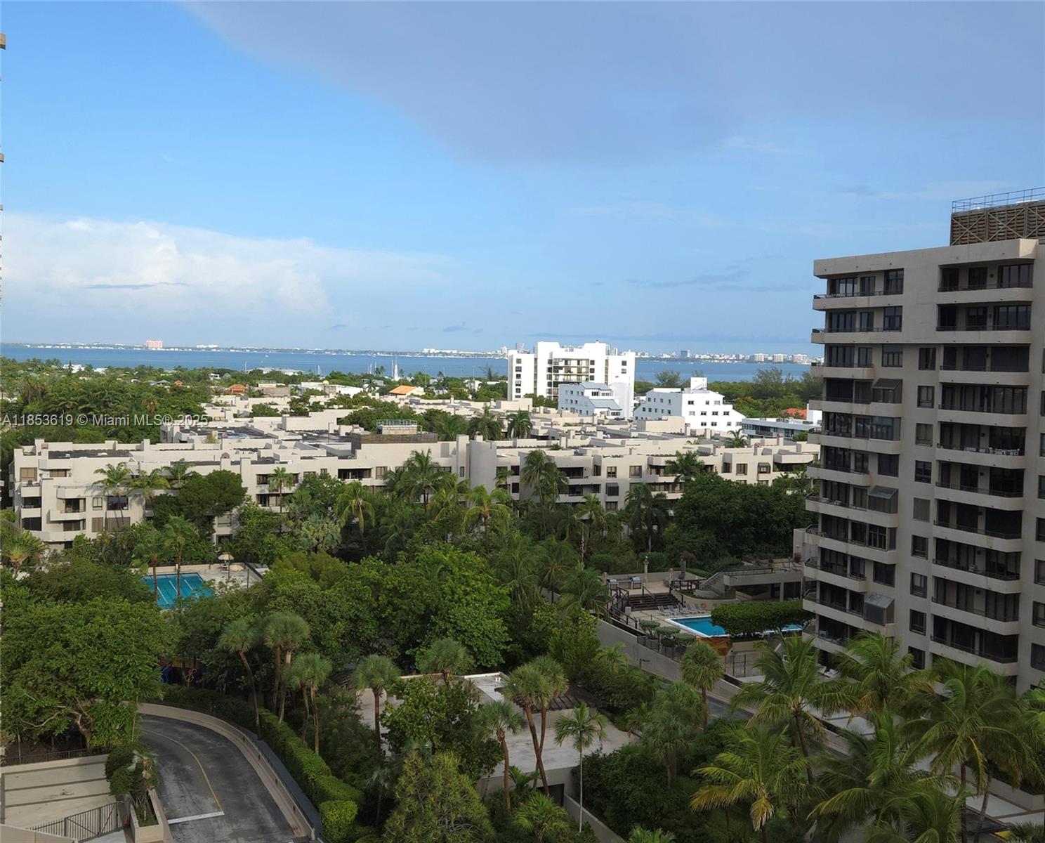 201 Crandon Blvd # 1030