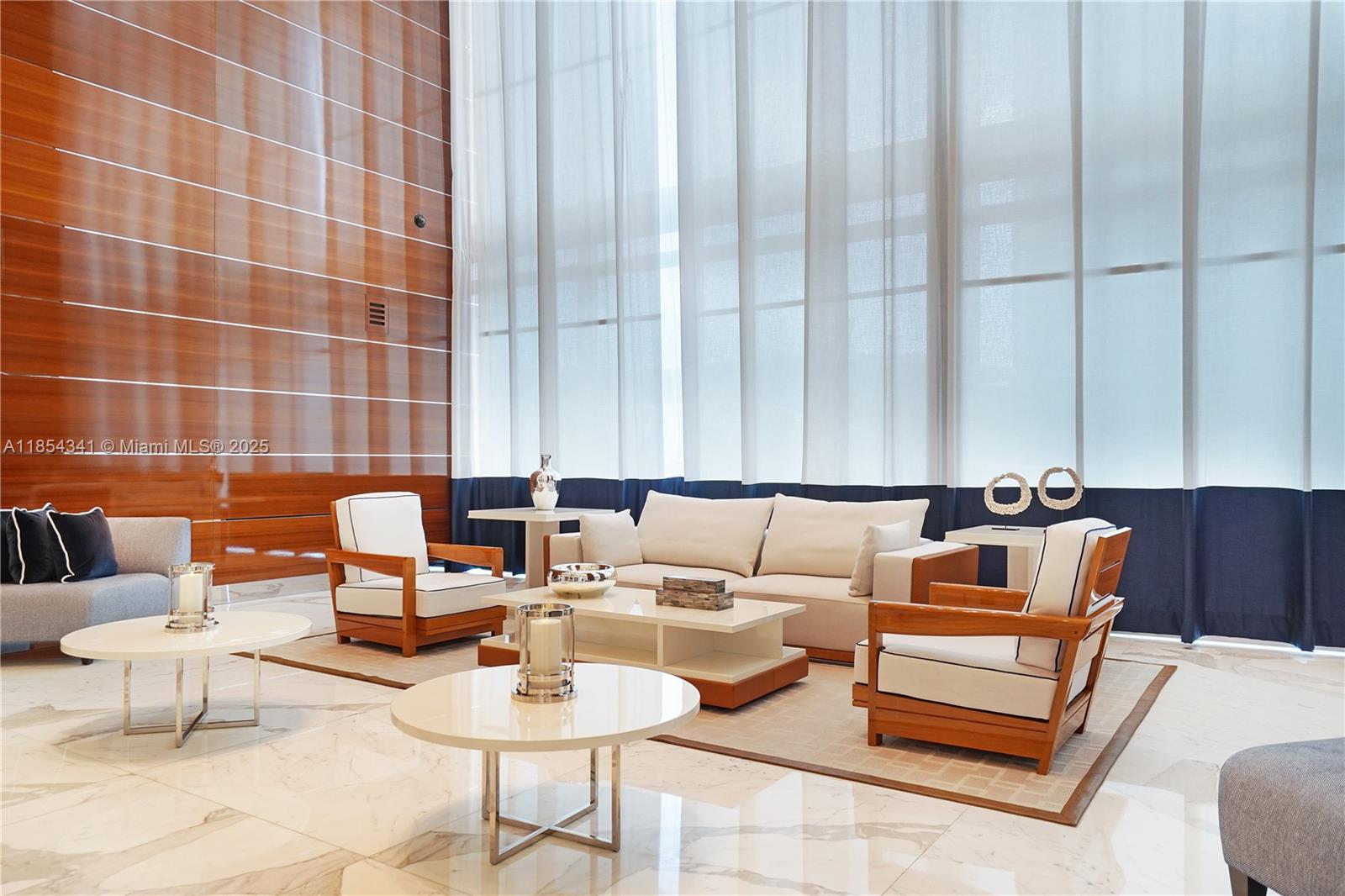 17475 Collins Ave # 601