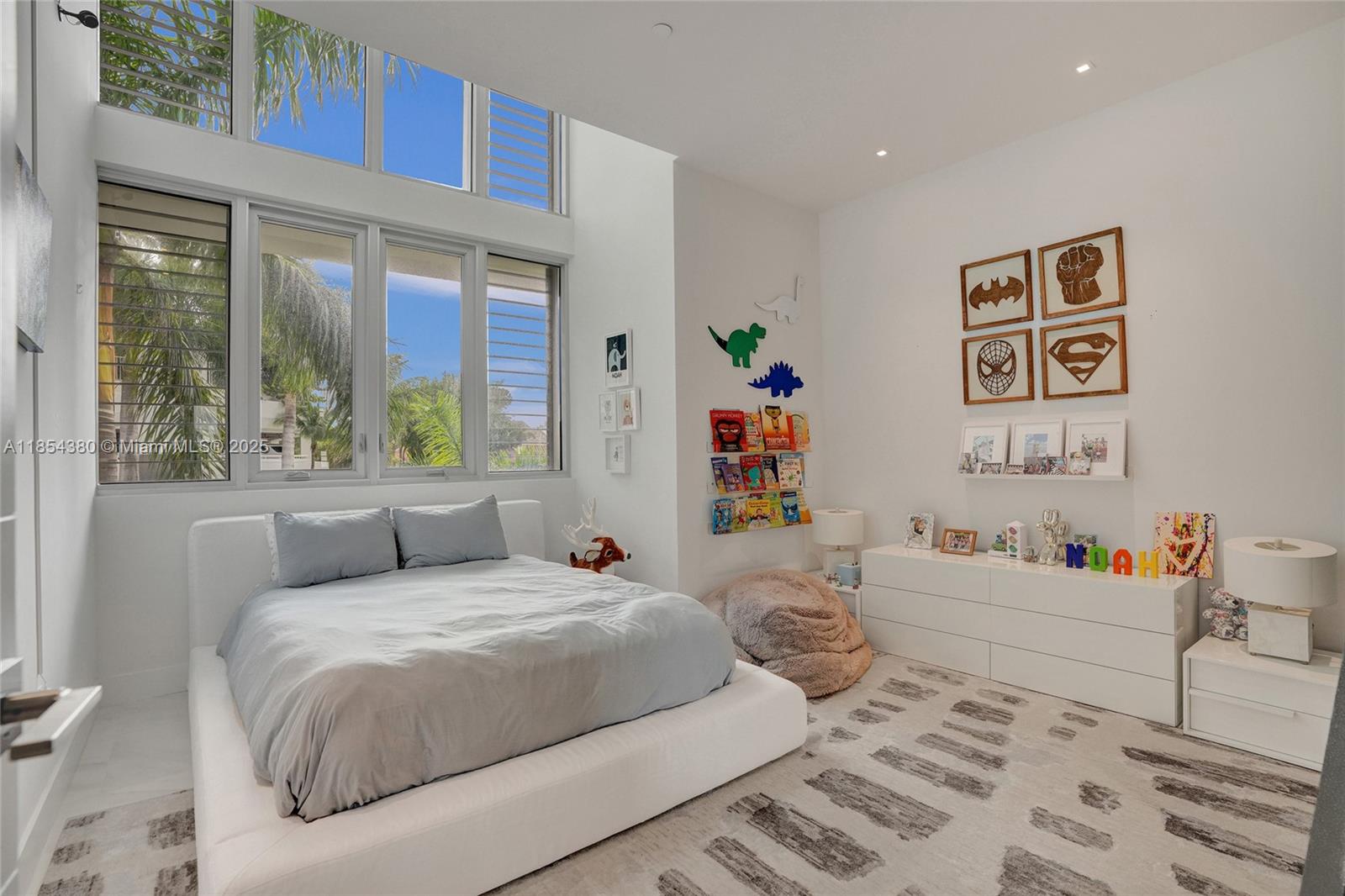 3750 Yacht Club Dr Unit: TH2