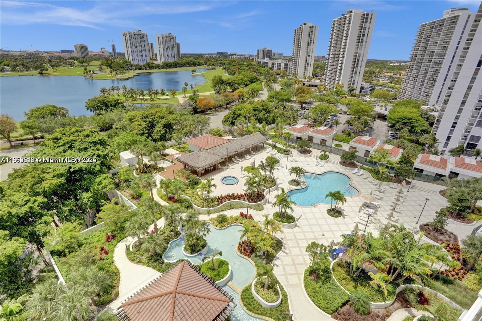 20281 E Country Club Dr # 1008