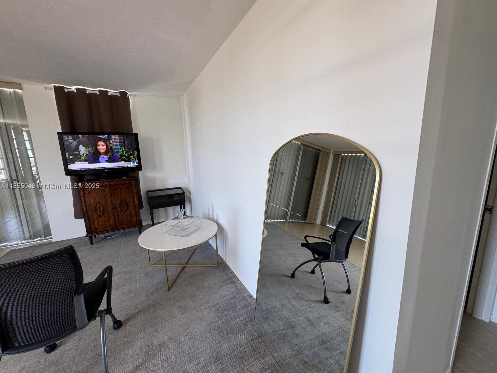 7800 carlyle ave. # 6C