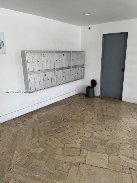 7800 carlyle ave. # 6C