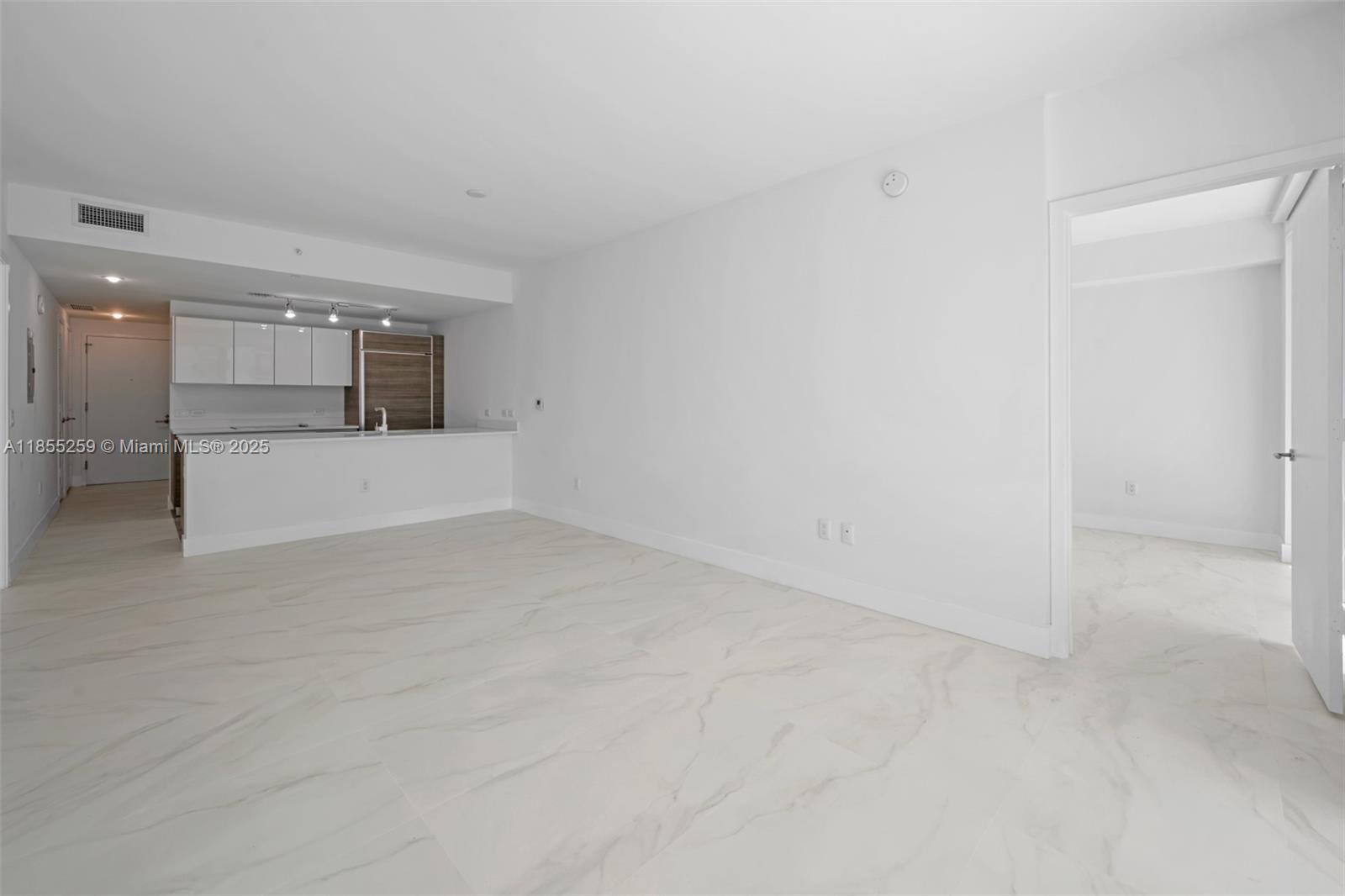 1100 S Miami Ave Unit: 1811