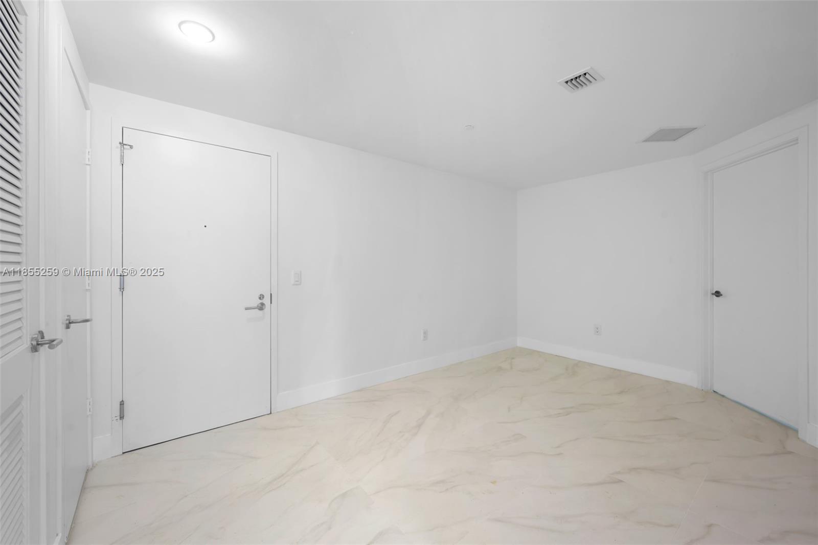 1100 S Miami Ave Unit: 1811
