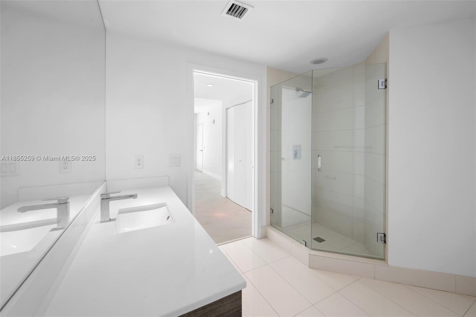 1100 S Miami Ave Unit: 1811
