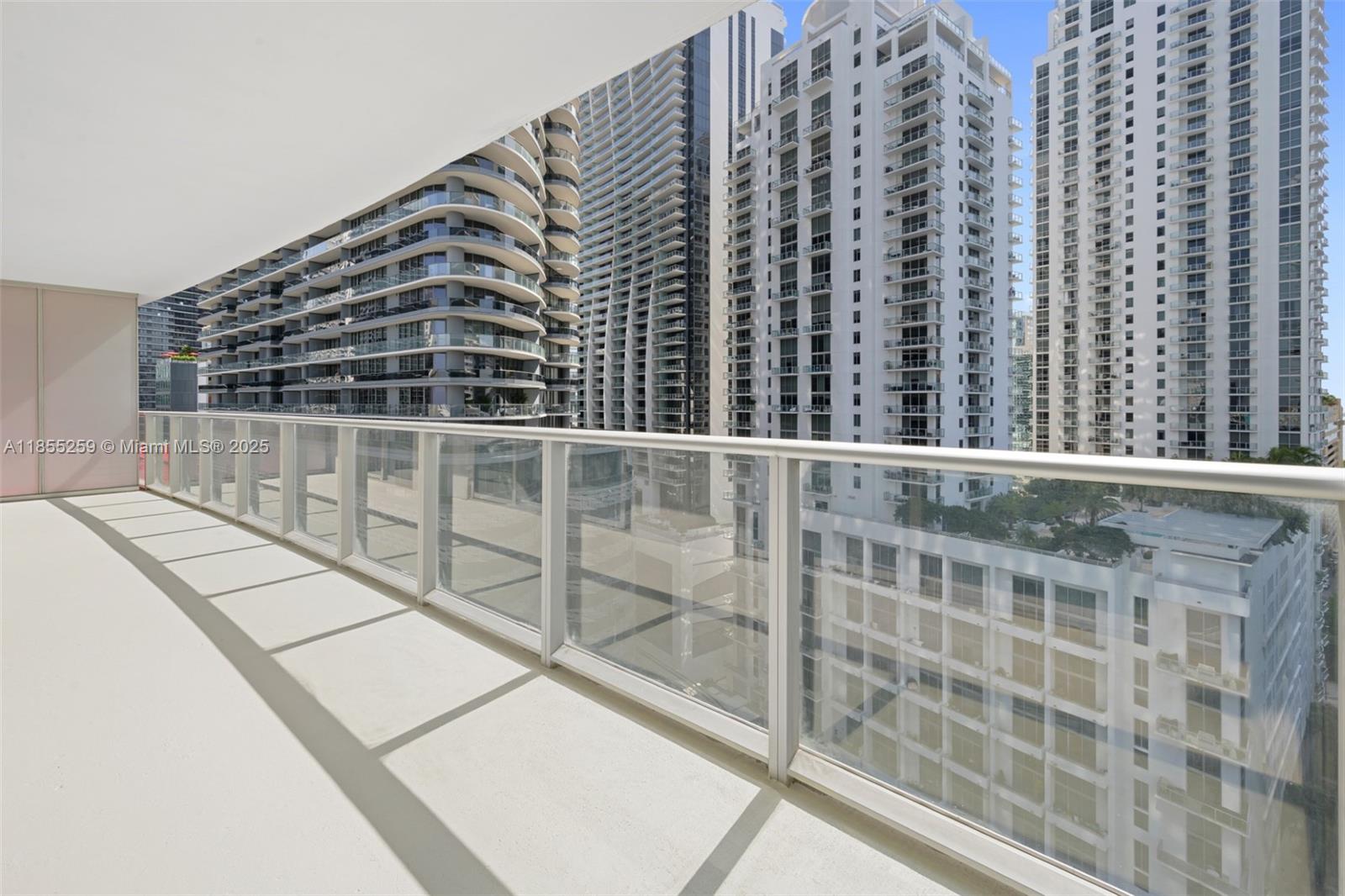 1100 S Miami Ave Unit: 1811