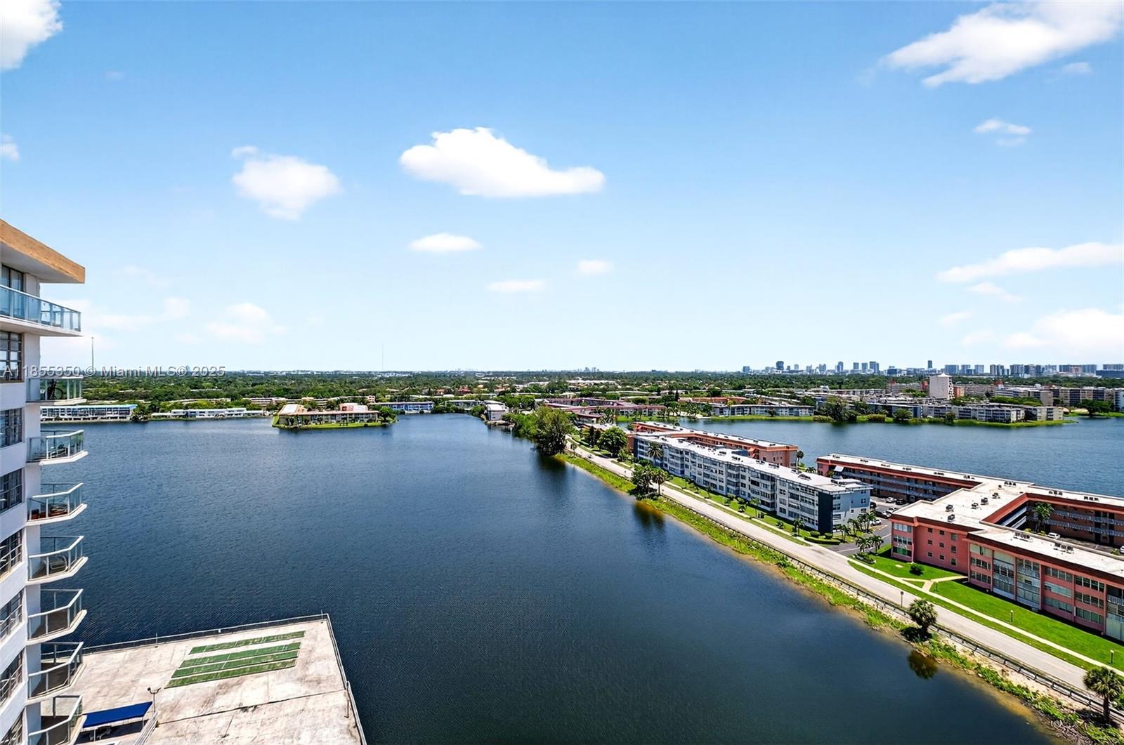 1351 NE Miami Gardens Dr Unit: 1712E