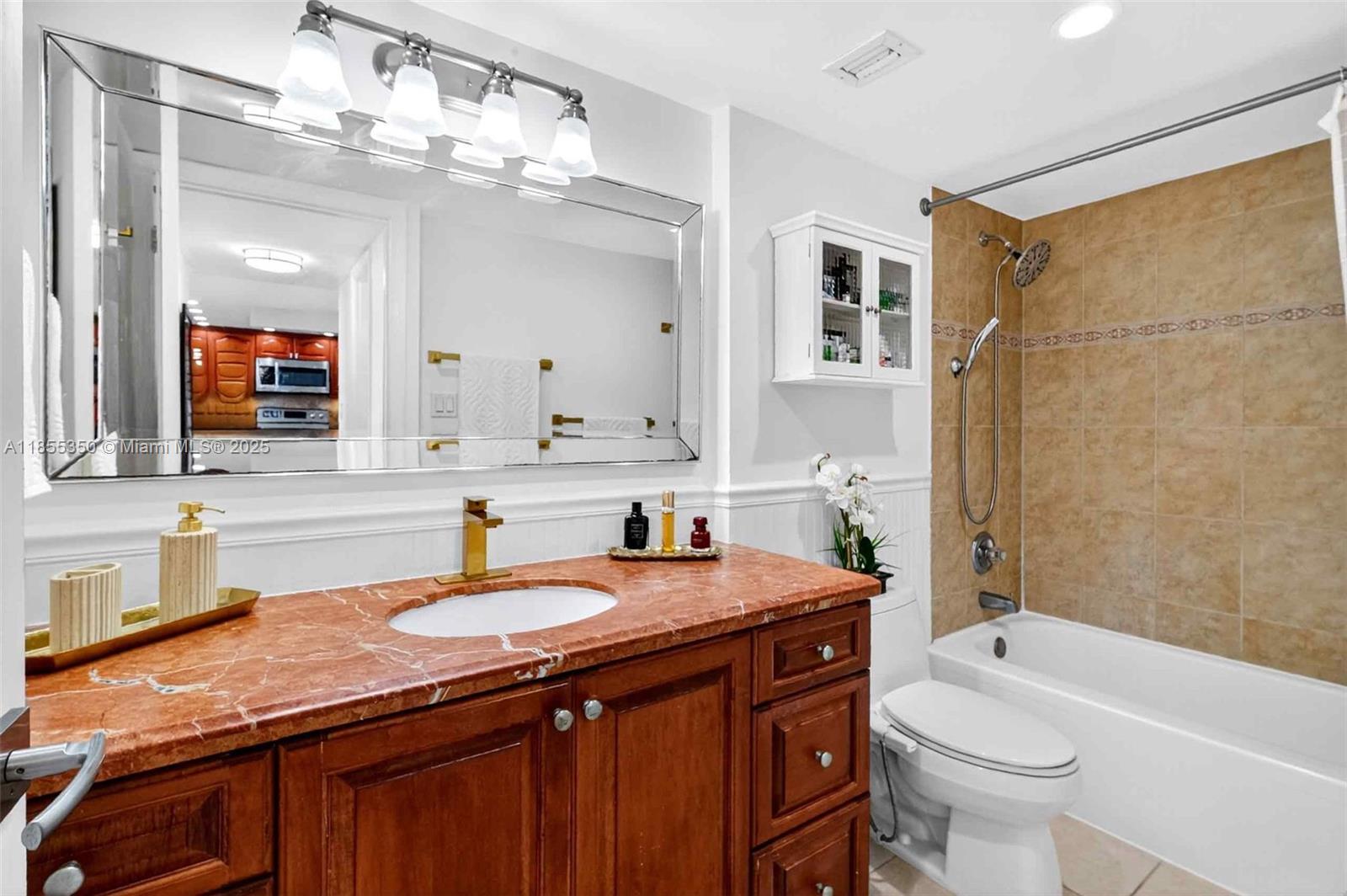 1351 NE Miami Gardens Dr Unit: 1712E