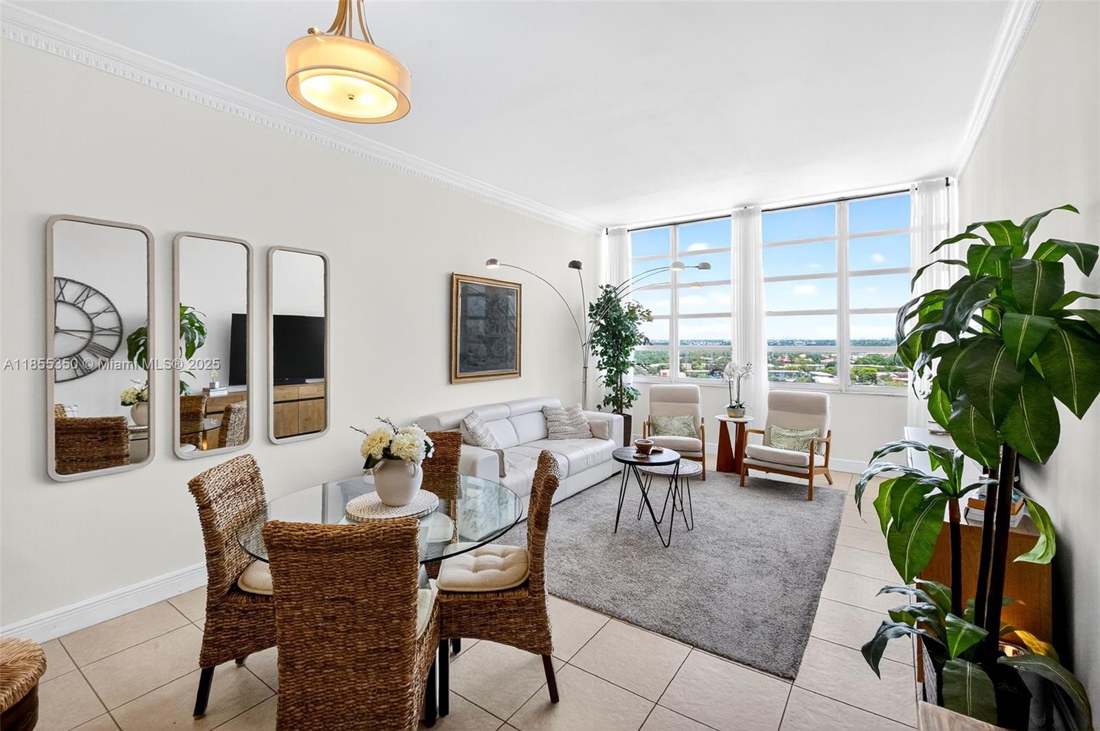 1351 NE Miami Gardens Dr Unit: 1712E
